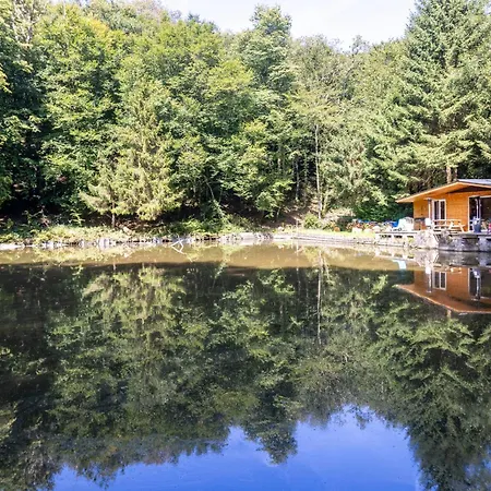 Le Chalet Sur L'eau *