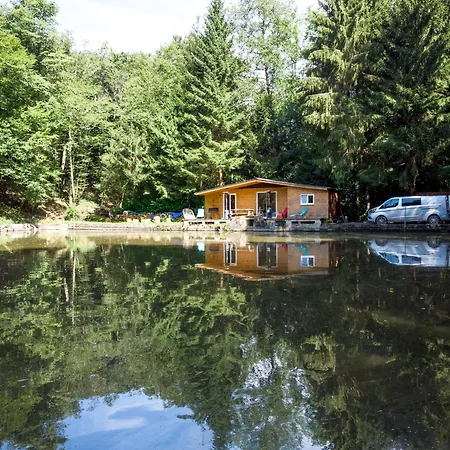 Le Chalet Sur L'eau